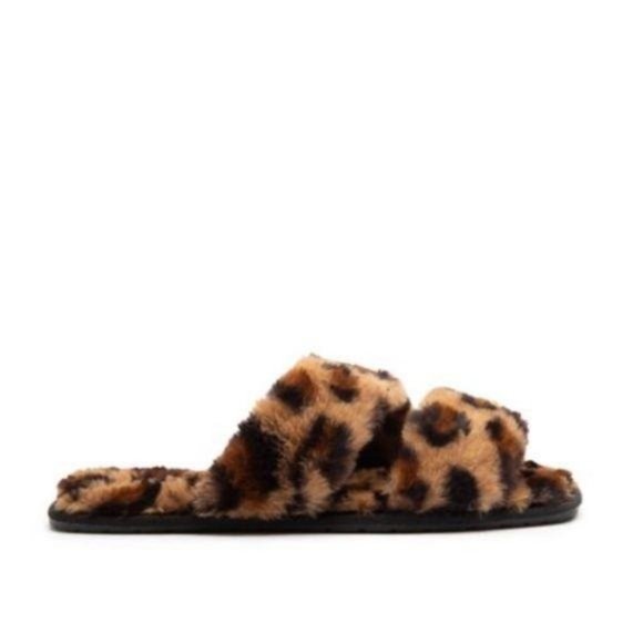 !! NEW !! Fluffy Square Toe Leopard Slippers - Picture 4 of 5
